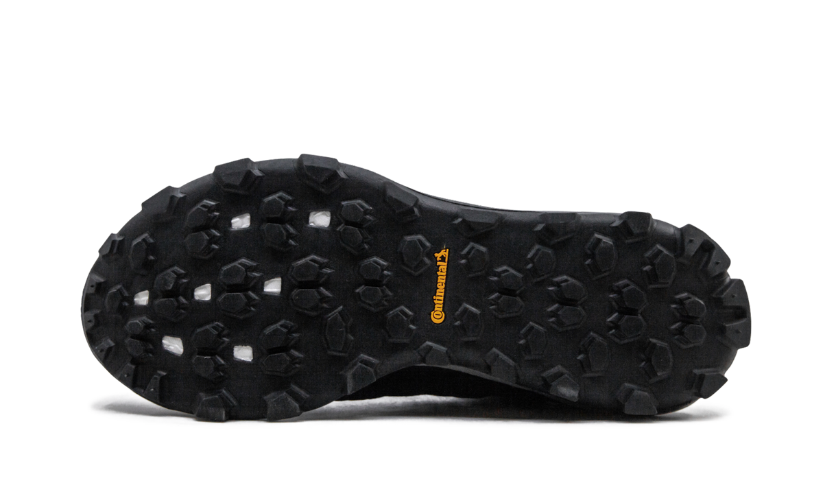 AdiZero XT Boost UNDFTD "Undefeated" CG7169