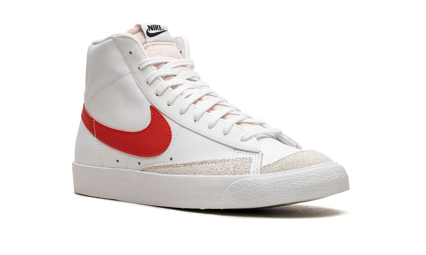 Blazer Mid '77 Vintage "White Picante Red" BQ6806 122