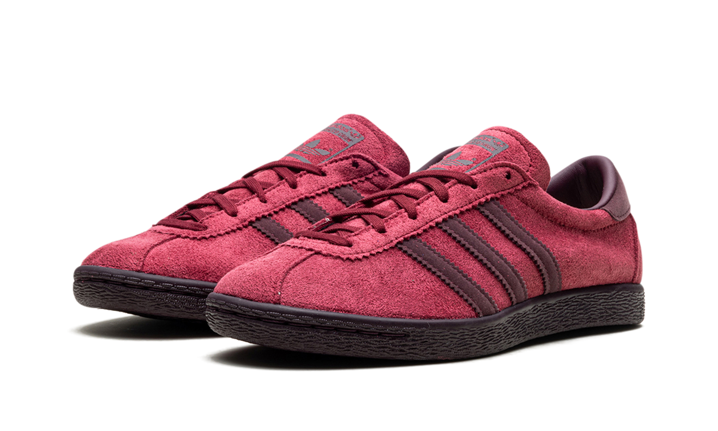 Tobacco Gruen "Collegiate Burgundy" GW8204