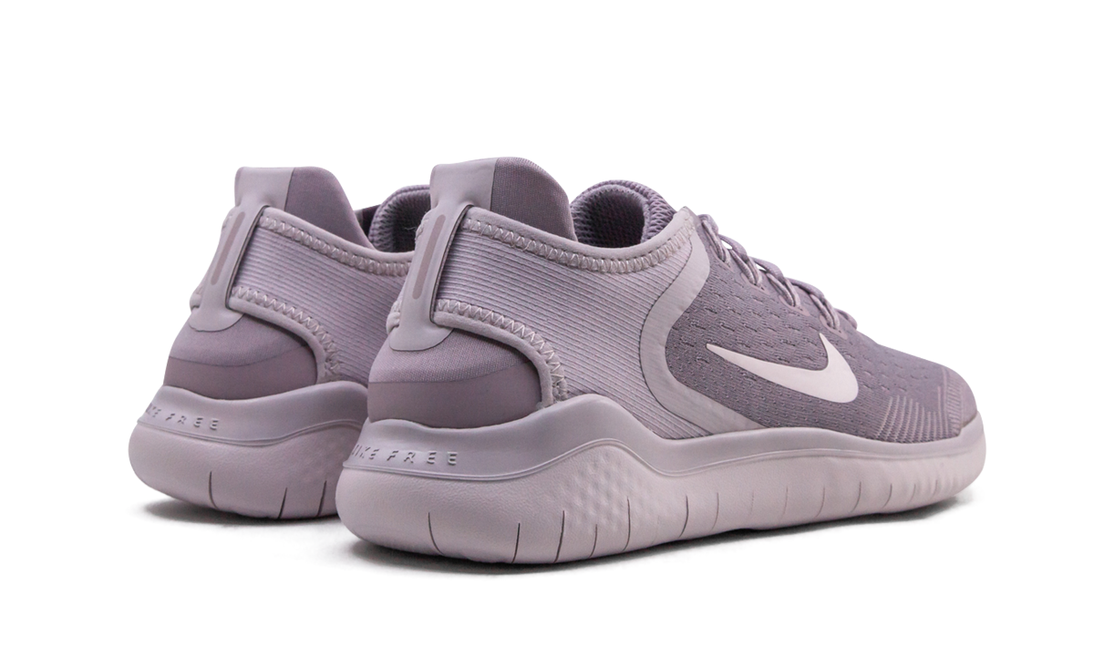 FREE RN 2018 MNS WMNS "Rose" 942837 600