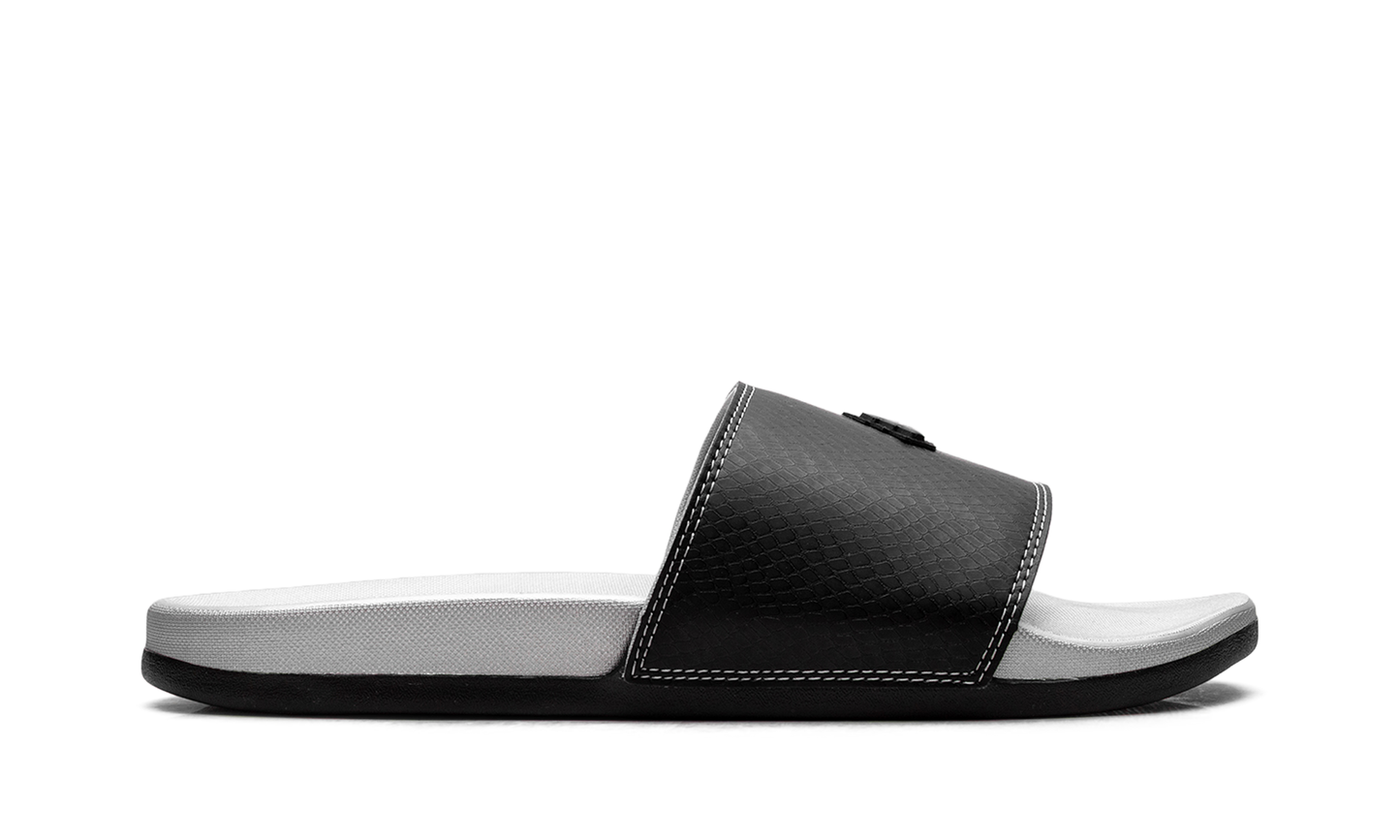 Adilette Comfort Slides "Core Black Silver Metallic" JQ2254