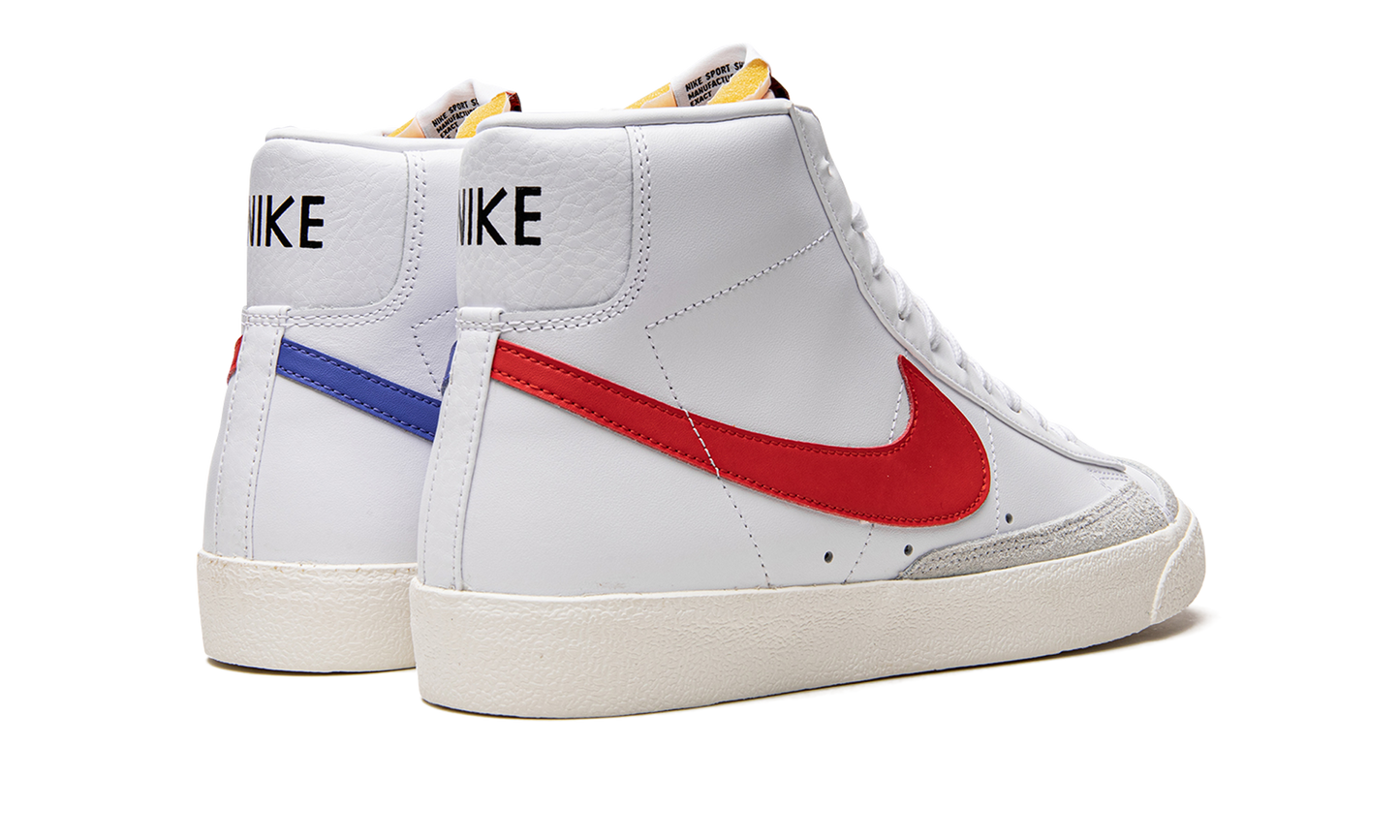 Blazer Mid '77 Vintage "Mismatched Swoosh Blue - Red" BQ6806 117