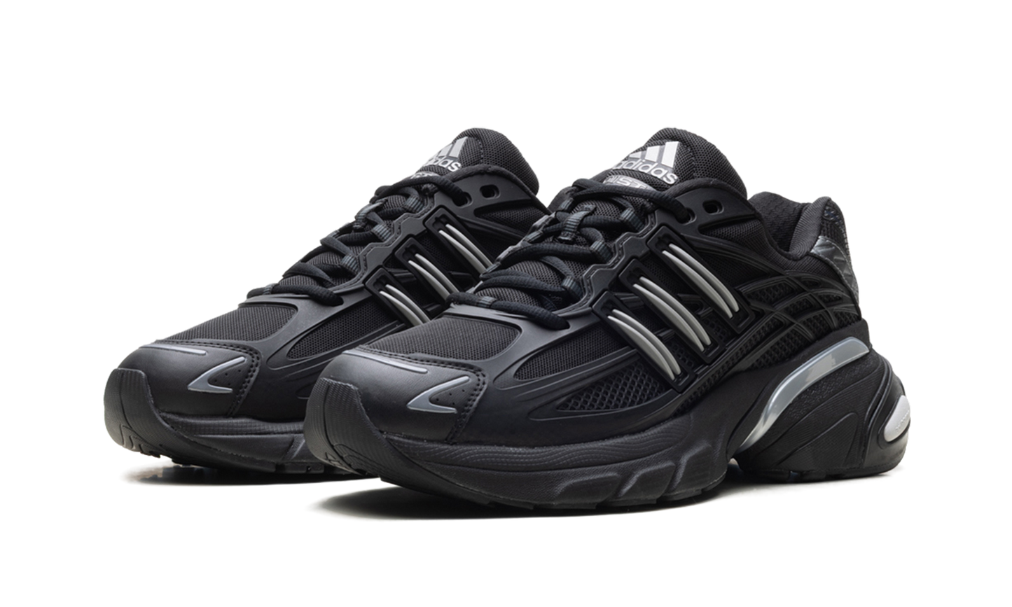 Adistar XLG 2.0 "Black" HQ7555