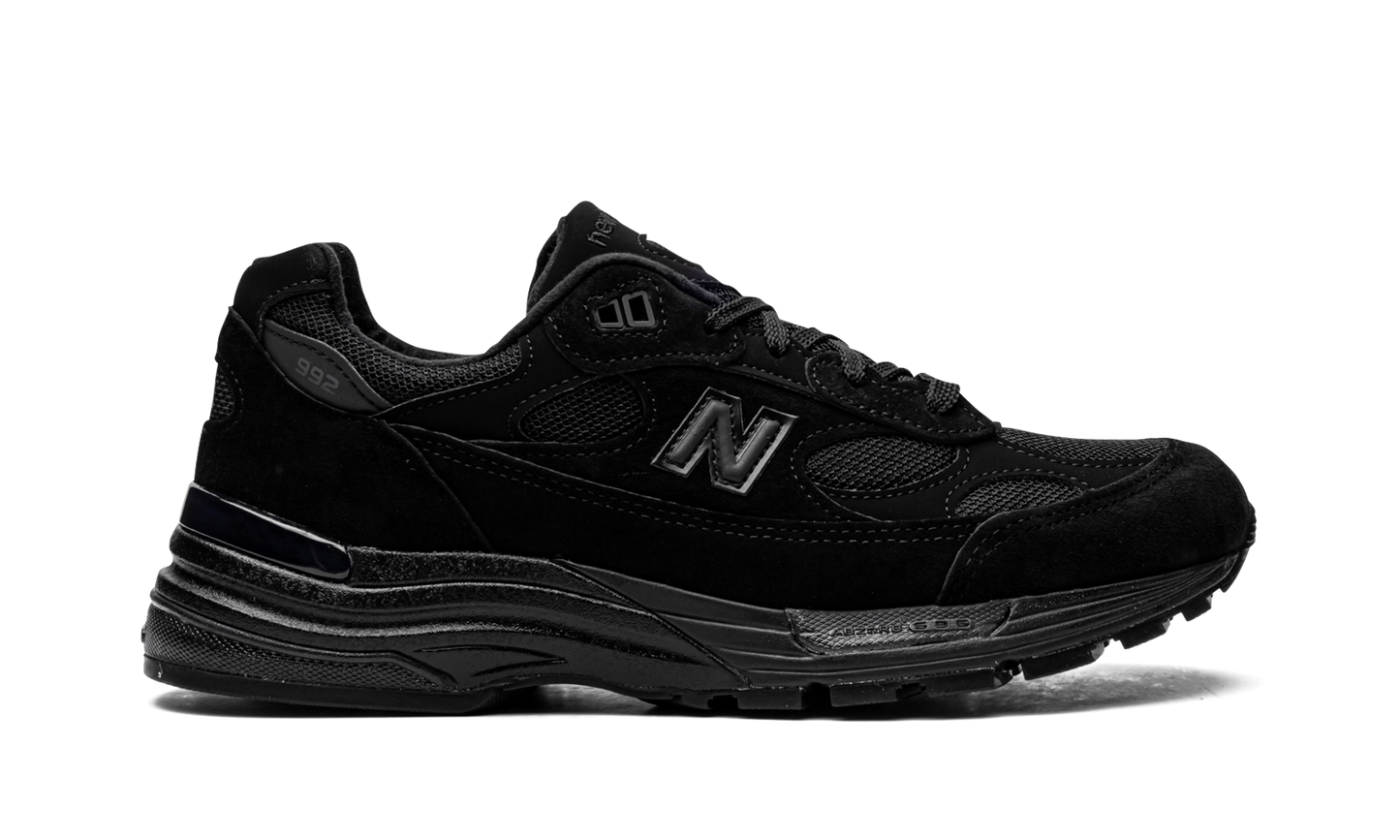 992 "Triple Black" M992EA