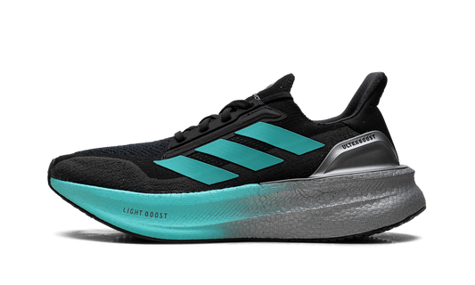 Ultra Boost 5X WMNS "Mercedes-AMG Petronas Formula One Team" JR9385
