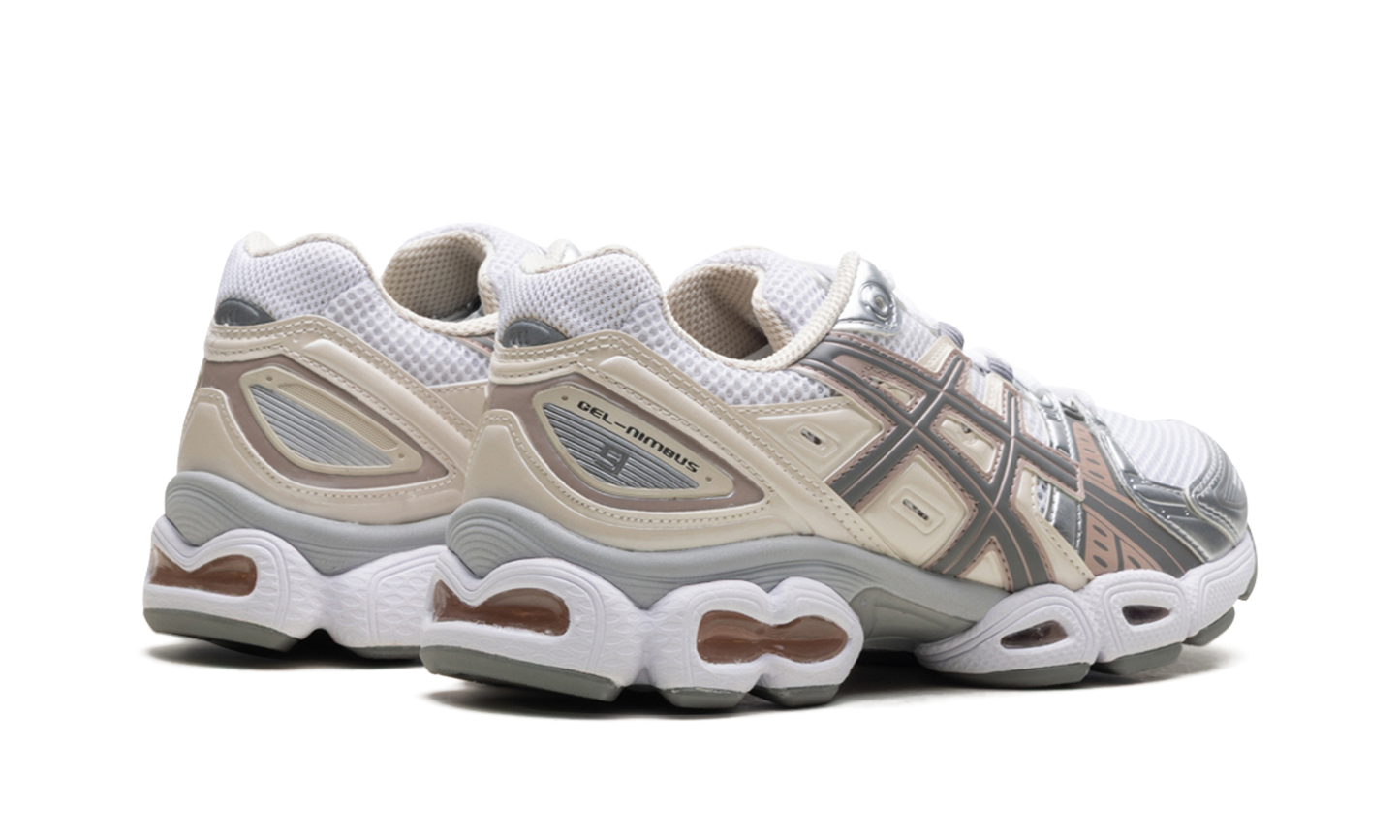 Gel-Nimbus 9 WMNS "White Oatmeal" 1202A278 104