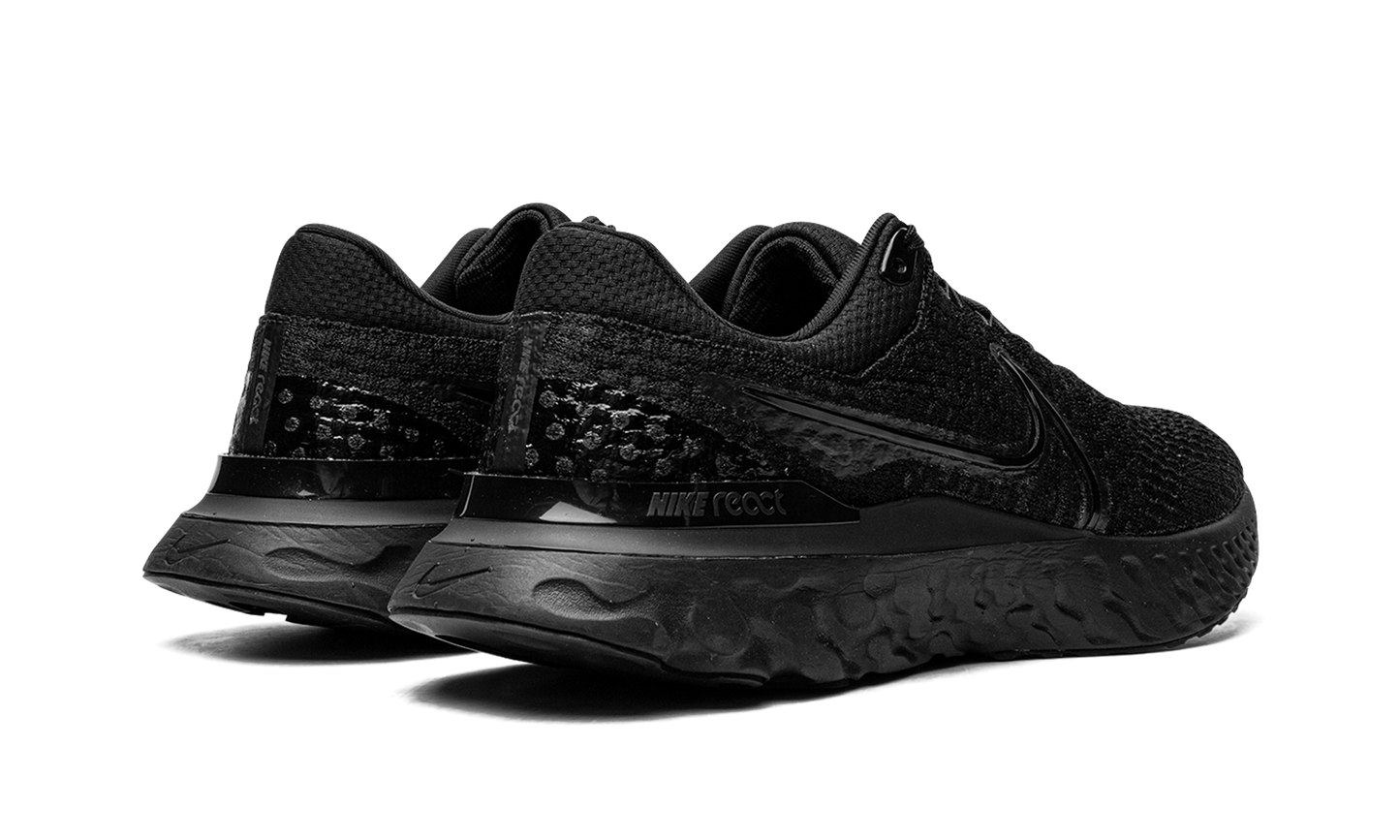 React Infinity Run Flyknit 3 "Triple Black" DH5392 005